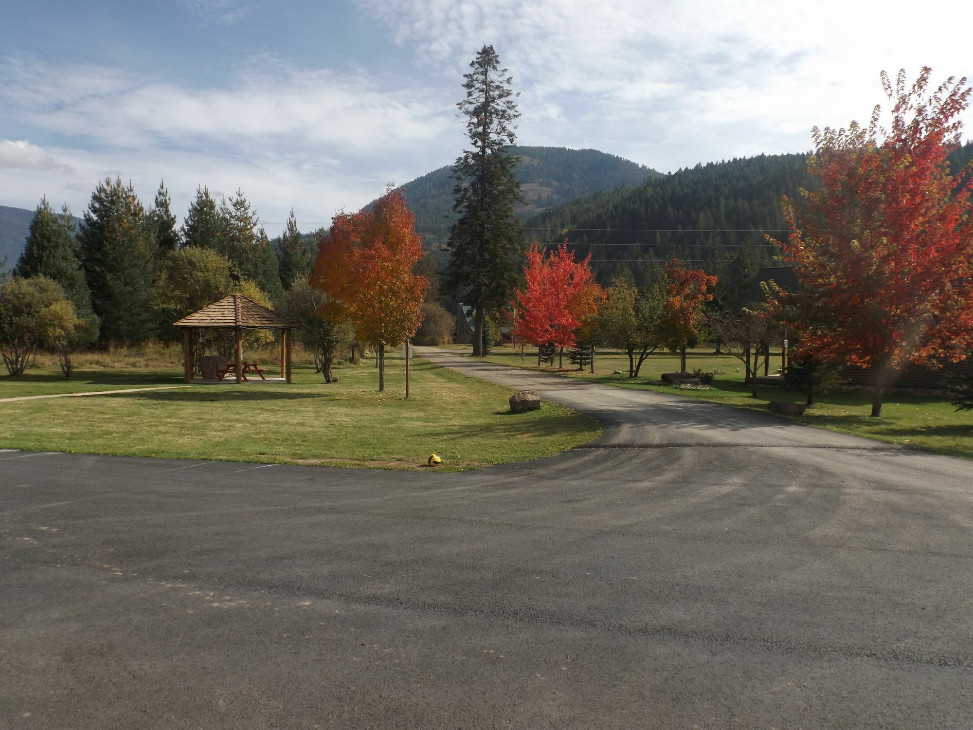 Clark Fork Lodge 外观 照片